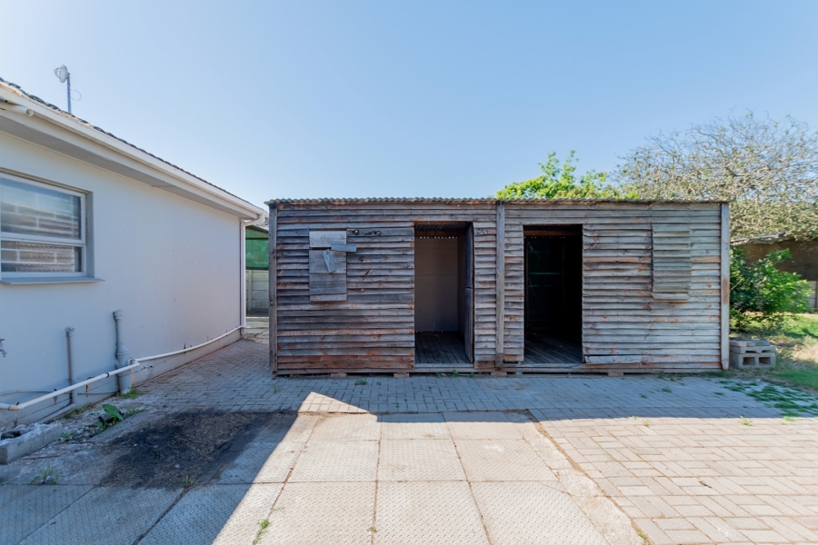 4 Bedroom Property for Sale in Velddrif Western Cape